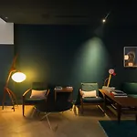Coq Hotel