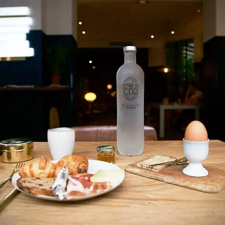 Coq 4*
