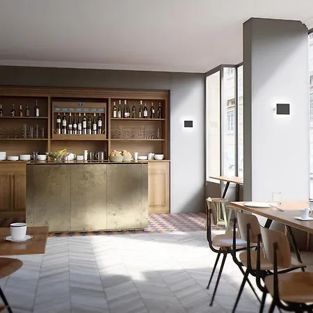 Coq Hotel