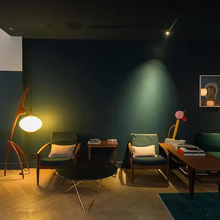 Coq Hotel