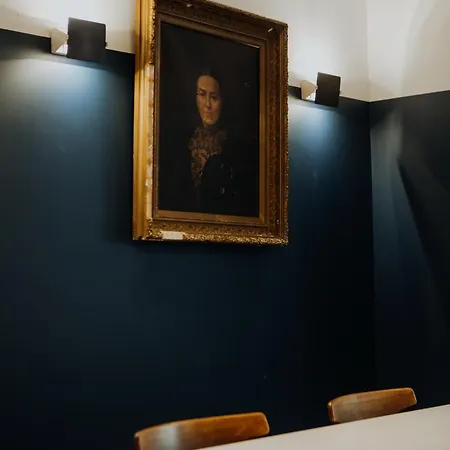 Coq Ξενοδοχείο 4*
